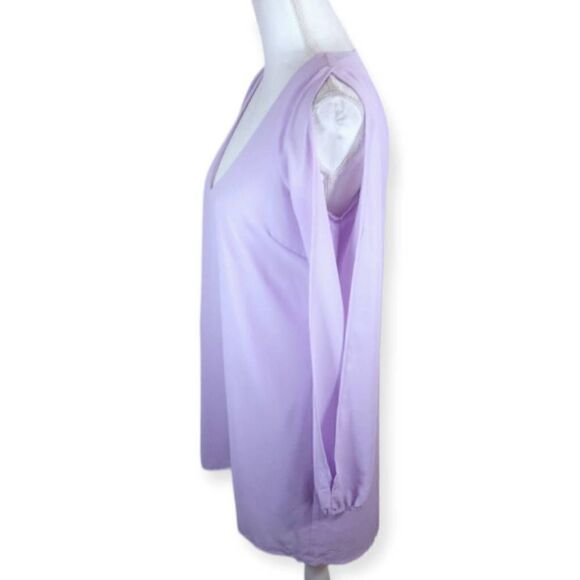 TOBI LAVENDER V-NECK SPLIT SLEEVE MINI DRESS SZ.M EUC. - Picture 4 of 8